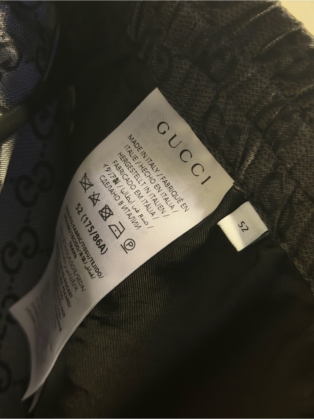Gucci Gray and Black Short-Sleeve Monogram Matching Shirt and Short Set - Picture 8 of 13